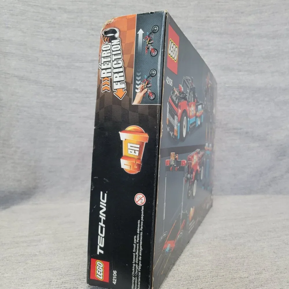 Lego Technic Stunt Show Truck & Bike 42106